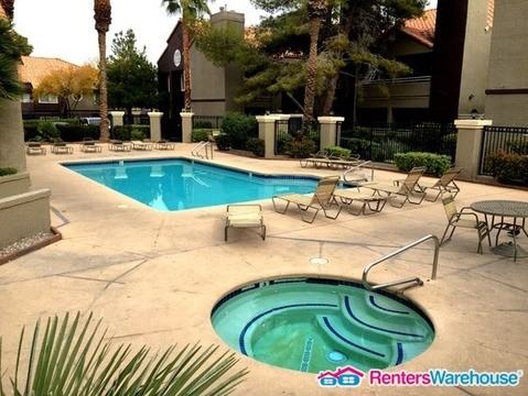 5022 S Rainbow Blvd - Photo 2 of 15