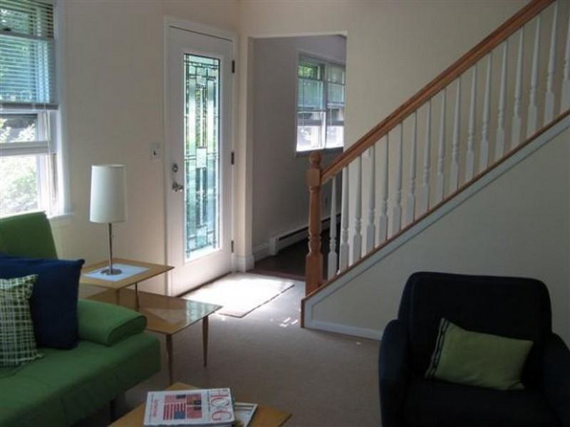 72 W Neck Rd - Photo 2 of 10