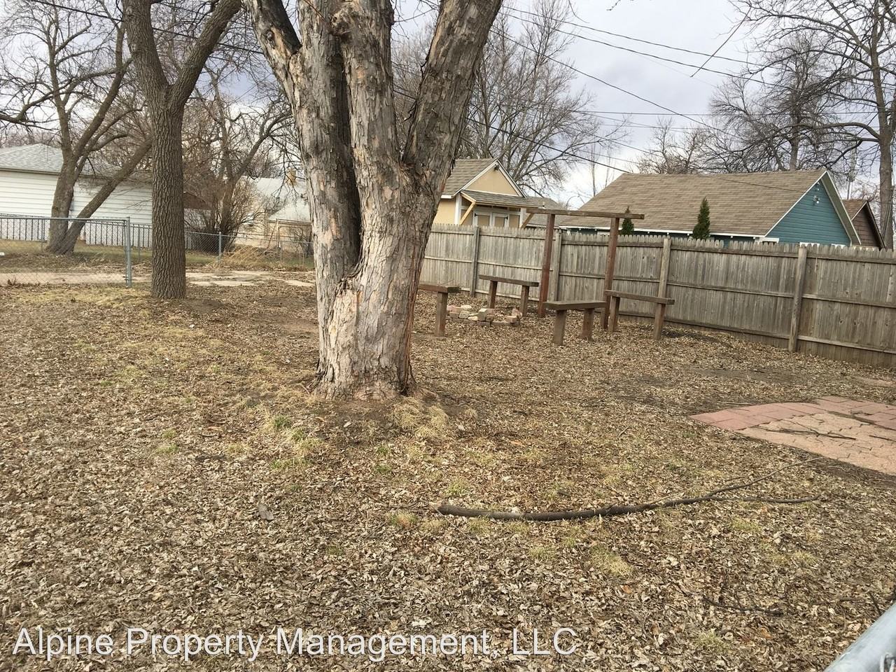 299-201 N Lake Ave - Photo 2 of 21