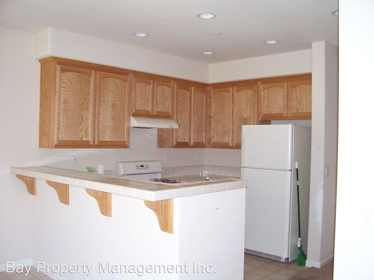 205 Rava Pkwy - Photo 2 of 3