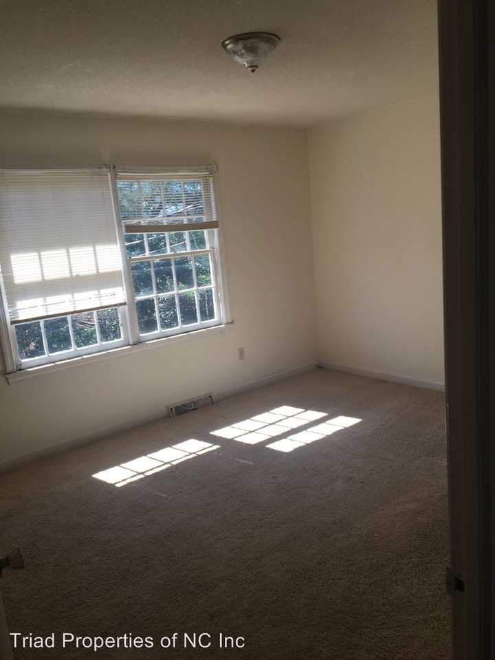 105-101 Oakwood Rd - Photo 3 of 6