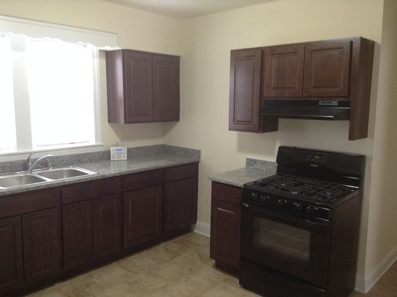 13339 S Avenue O - Photo 2 of 13