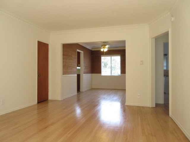 1253 N Mansfield Ave - Photo 3 of 26