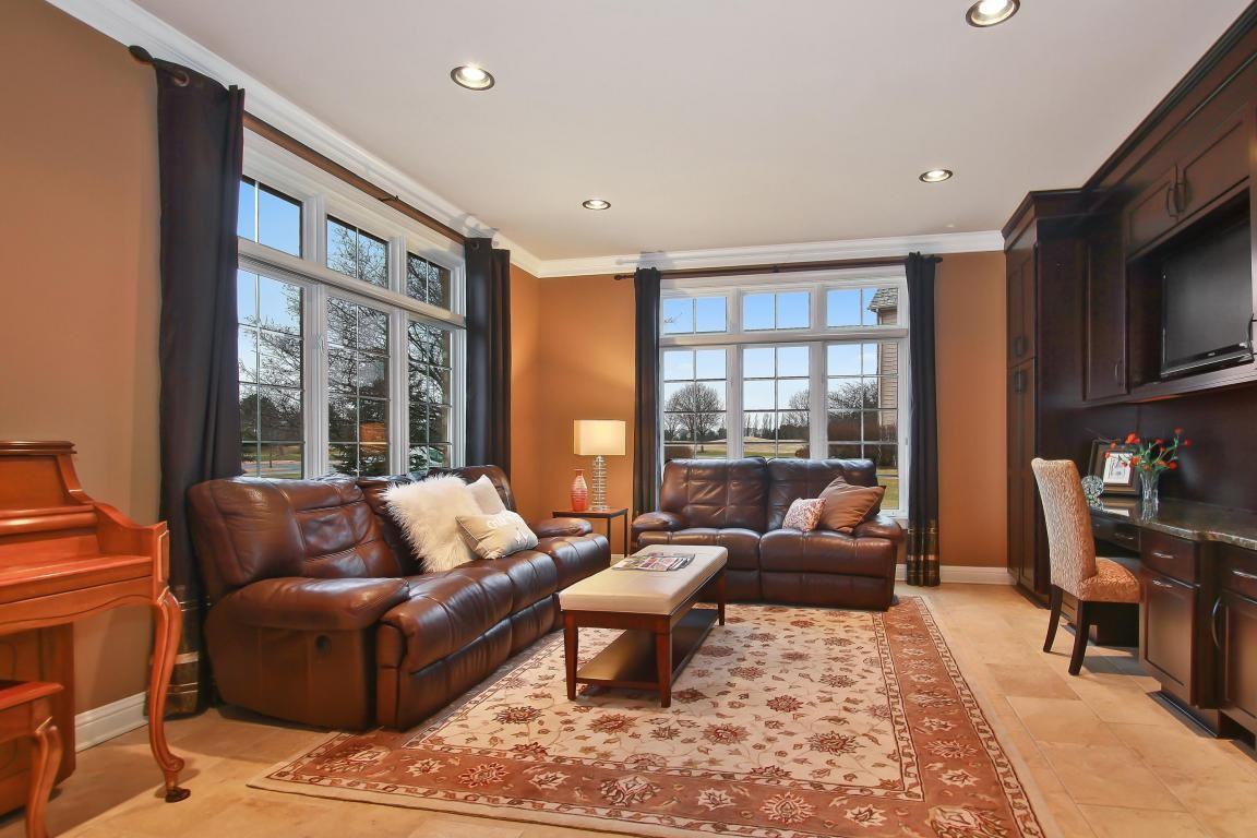 1602 Cedar Bend - Photo 2 of 25