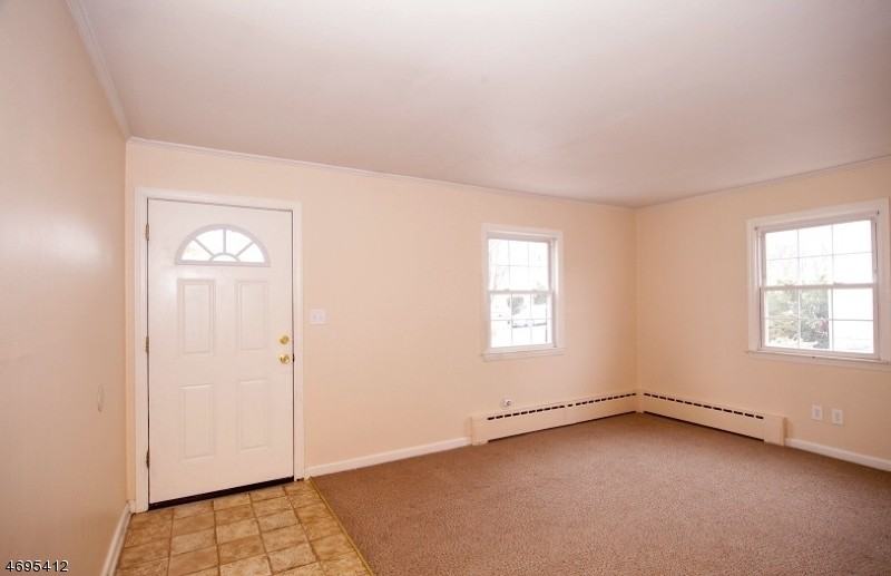 159 Edison St - Photo 2 of 9
