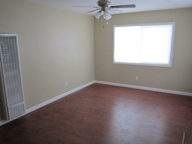 11342 Darcy St - Photo 2 of 10