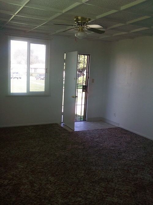 298 W. Chanslor Avenue - Photo 2 of 15
