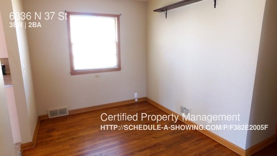 6336 N 37th St - Photo 2 of 22