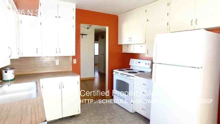 6336 N 37th St - Photo 3 of 22