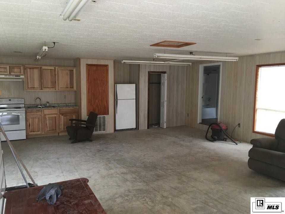 1368 LA-139 - Photo 3 of 5