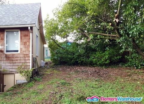 15823 6th Ave SW - Photo 3 of 16
