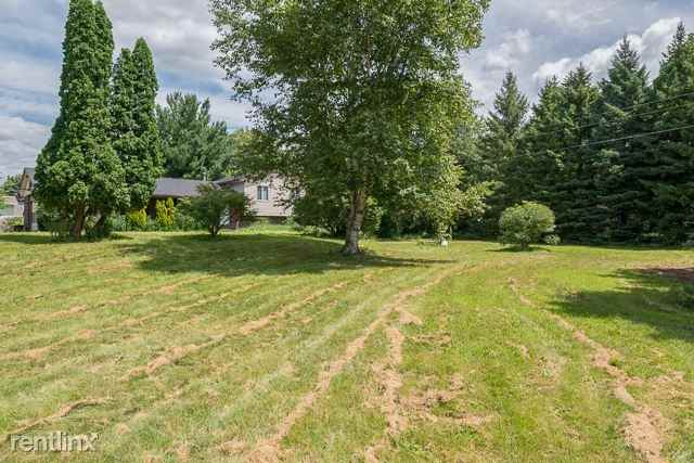 13310 Harper Dr - Photo 2 of 15