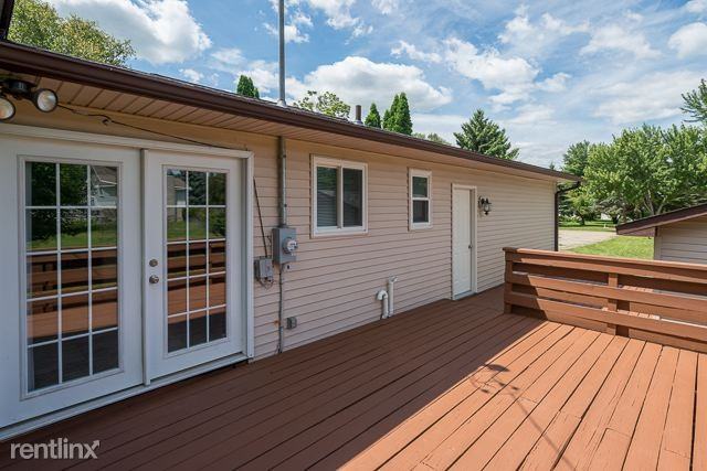 13310 Harper Dr - Photo 3 of 15