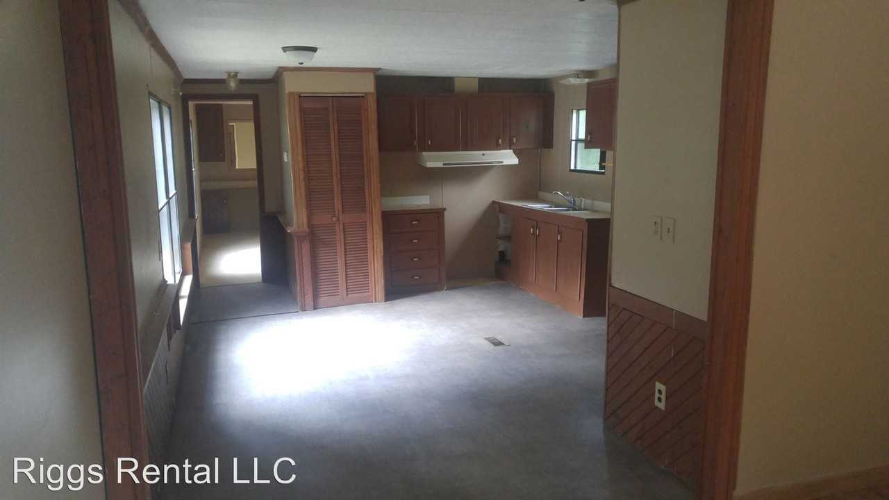 Hamblen St S - Photo 2 of 4