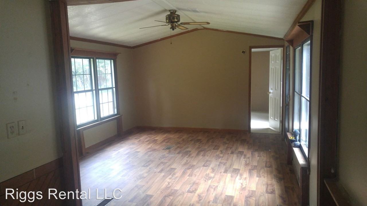 Hamblen St S - Photo 3 of 4