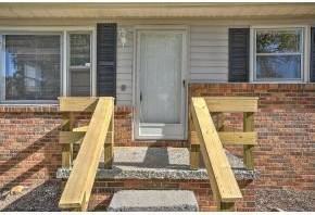 152 Debbies Cir - Photo 3 of 27