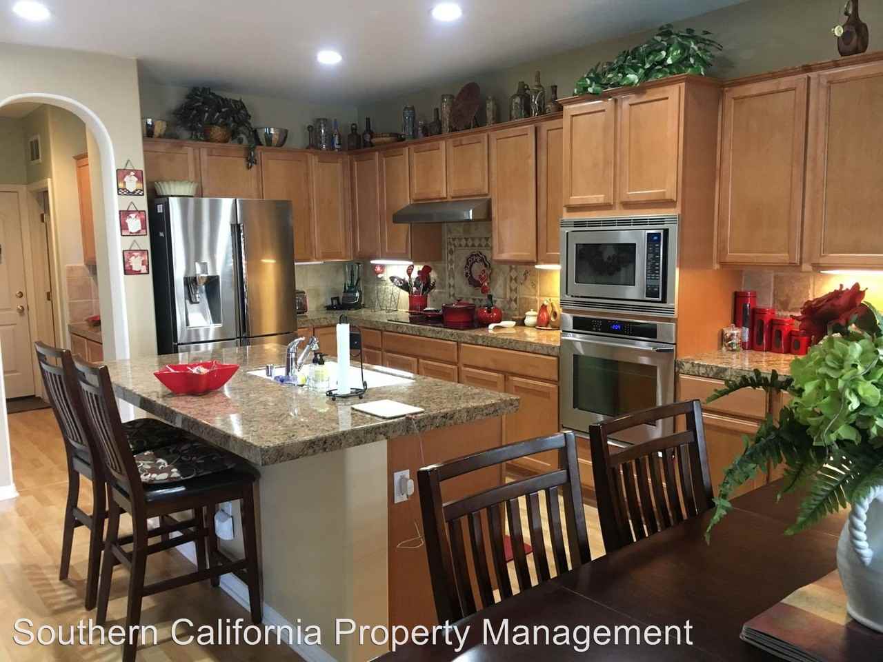 1649 Paseo Vista St - Photo 3 of 33