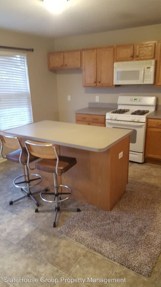 29 Buttonwood Ln - Photo 3 of 15