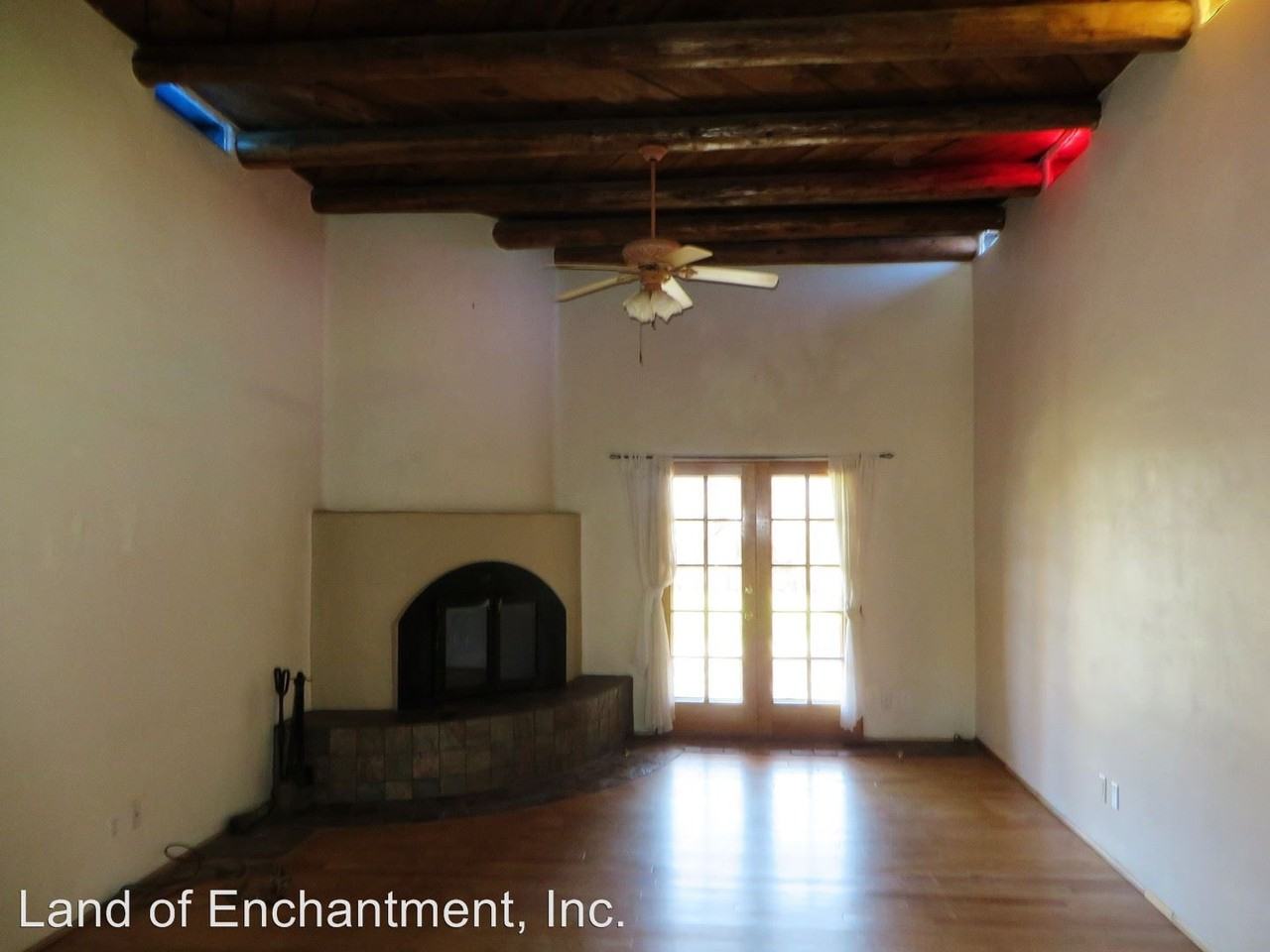 10128 Guadalupe Trail NW - Photo 3 of 24