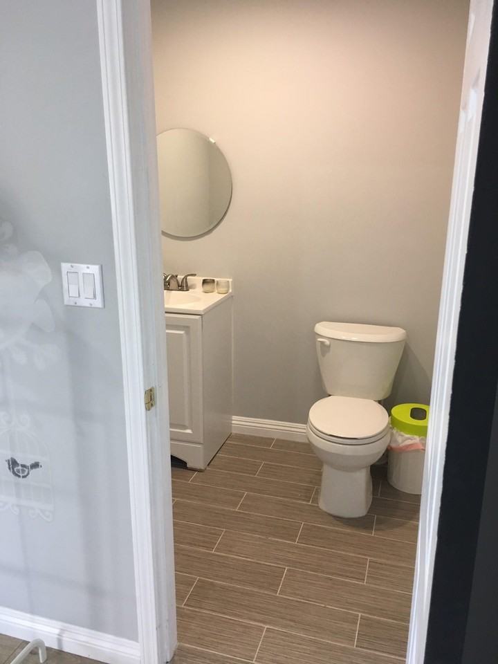 6235 Canby Ave - Photo 2 of 9