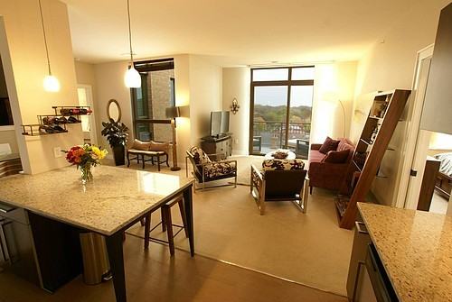 4041 Oakland Ave - Photo 2 of 8