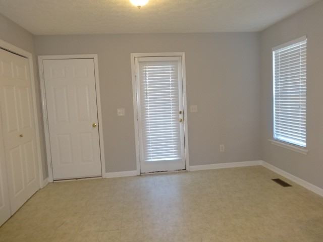 410 Anthony Branch Dr - Photo 3 of 12