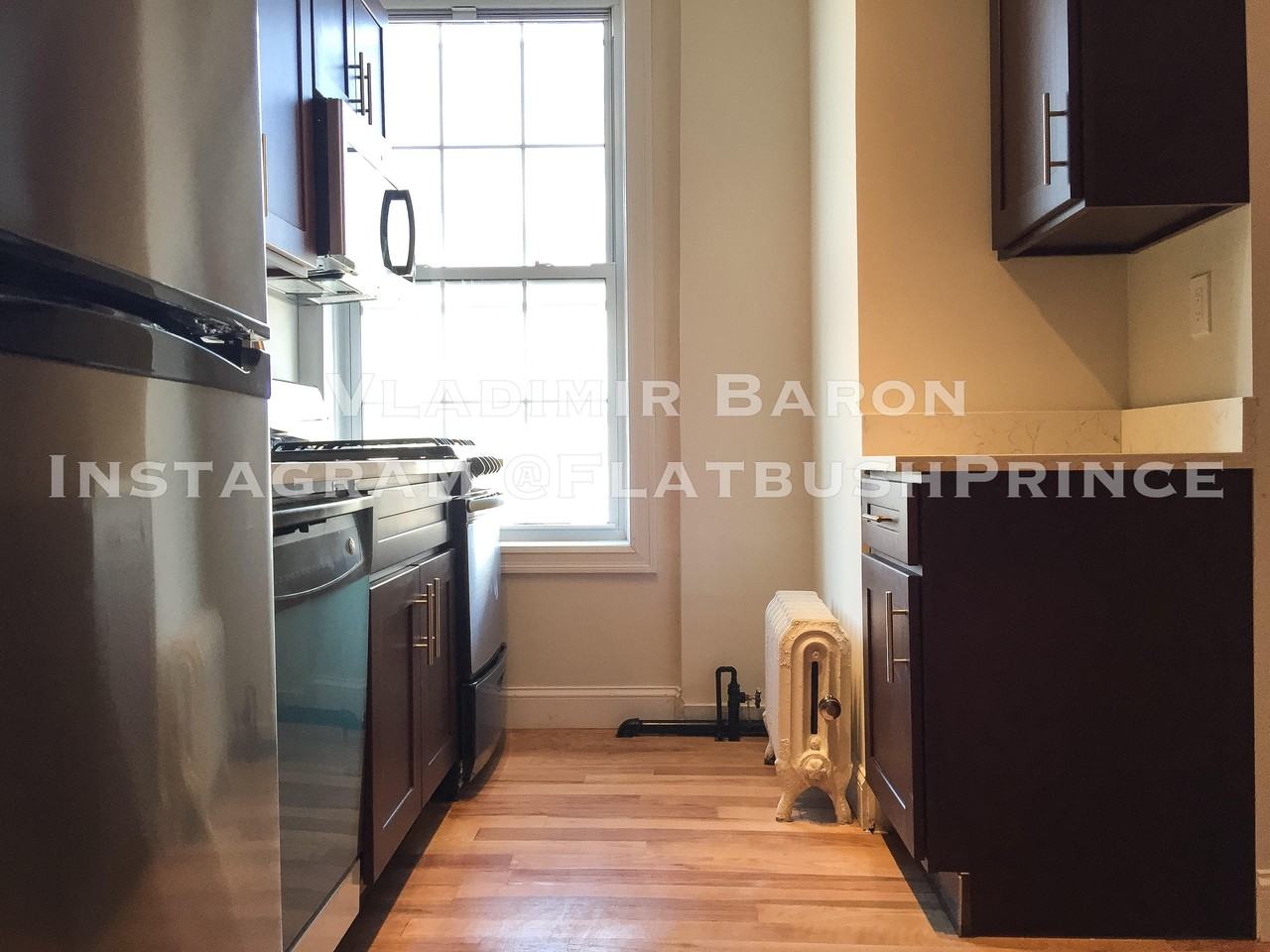 1564 Pacific Street #ROOM