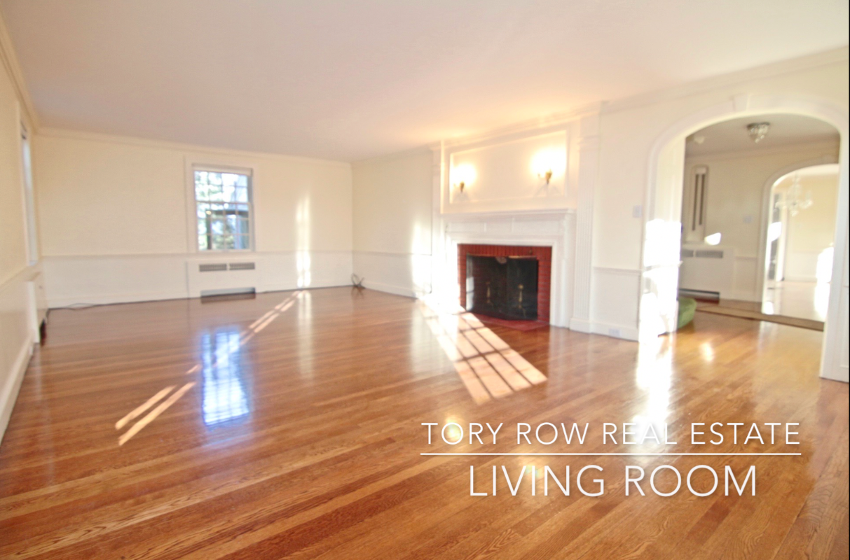 40 Amherst Road - Photo 3 of 18