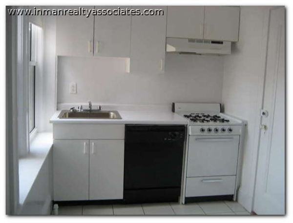 18 Chauncy Street - Photo 3 of 4