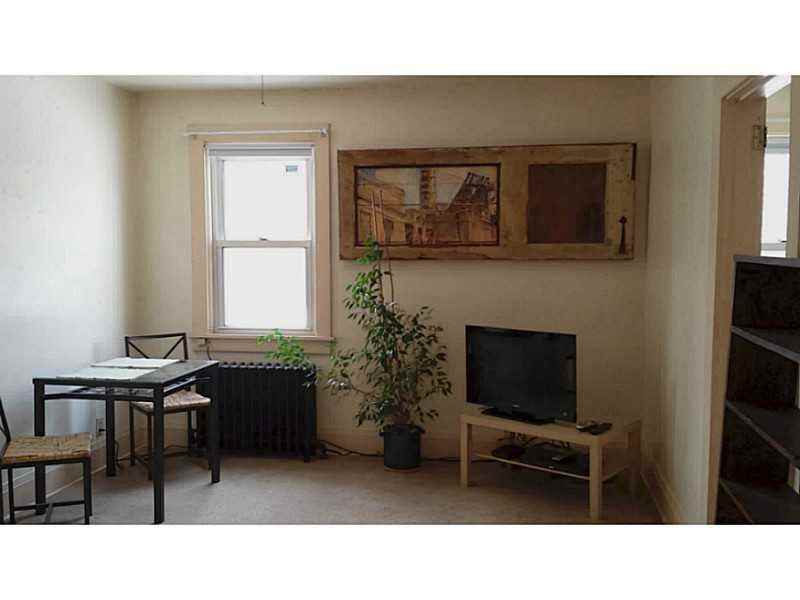 521 Broad St - Photo 2 of 25