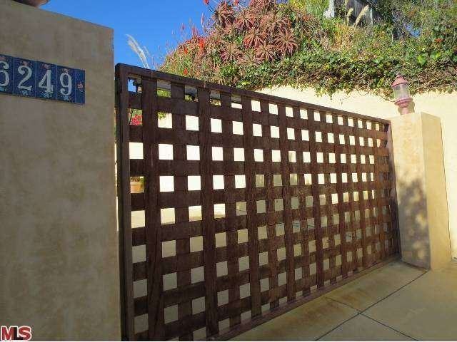 6249 Tapia Dr - Photo 3 of 20