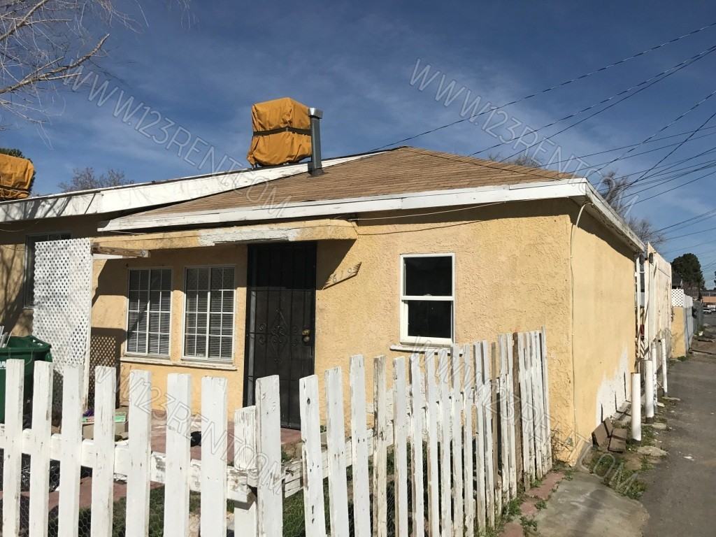 619 W Oldfield St #C - Photo 2 of 2