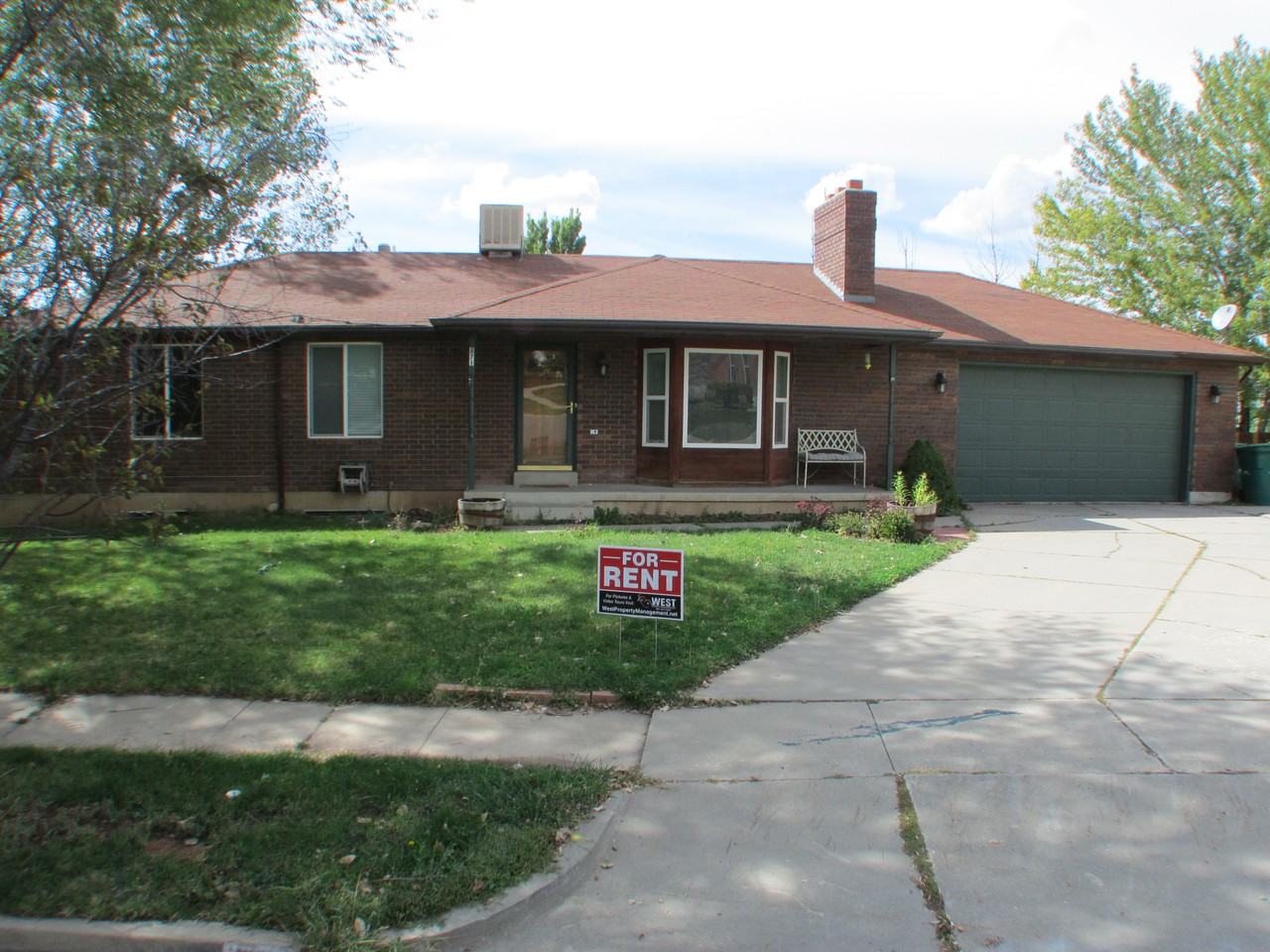 871 E 3350 N A&B, Layton, UT 84040 3 Bedroom Apartment for 820/month Zumper