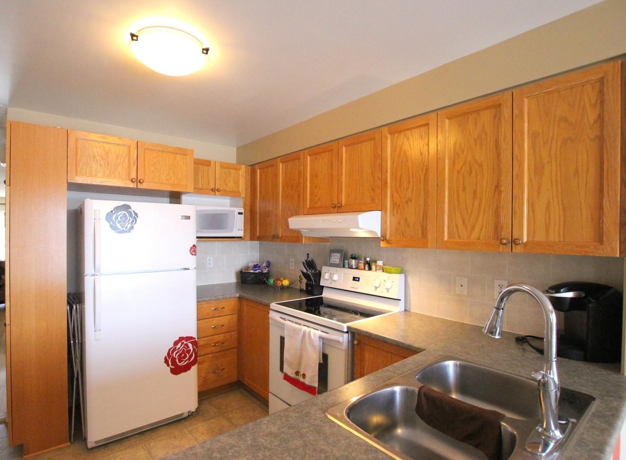150 Berrigan Dr - Photo 3 of 12