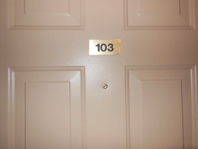 102-129 Glengarry Dr #103 - Photo 3 of 16