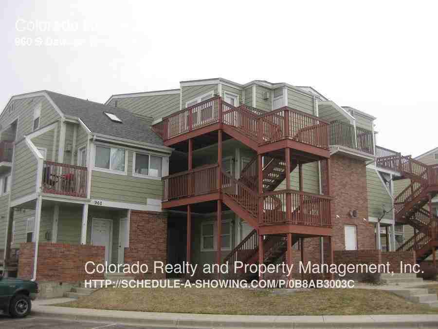 960 S Dawson Way #14