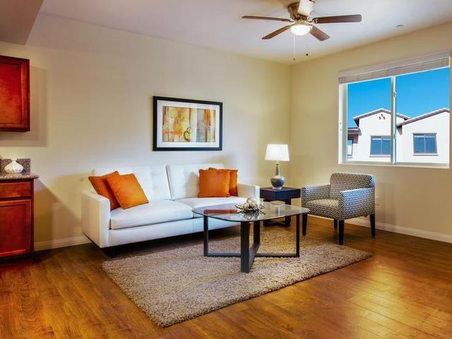 2295 N Imperial Ave - Photo 2 of 6