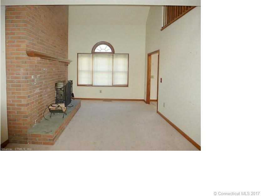 29 Woodbury Hill - Photo 2 of 13