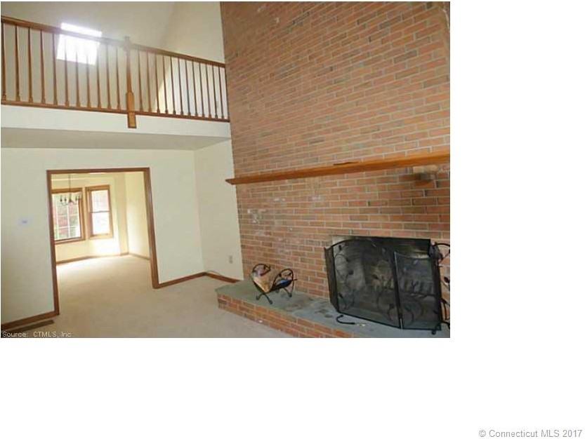 29 Woodbury Hill - Photo 3 of 13
