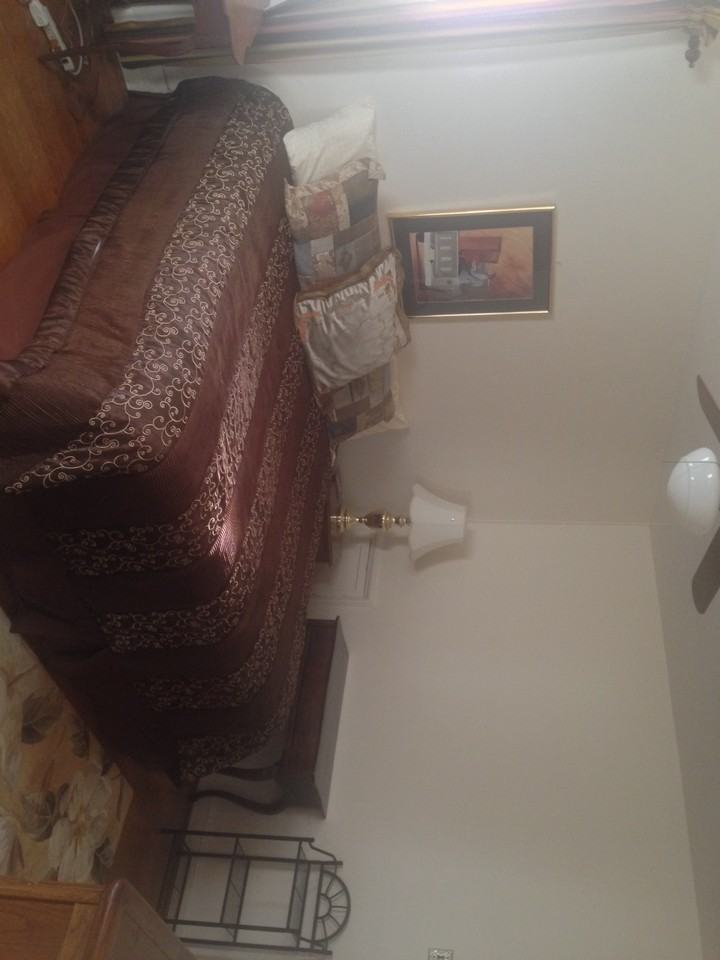 3408 Montrose Ave - Photo 3 of 6