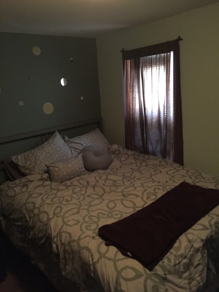 5735 45th Ave S - Photo 3 of 7