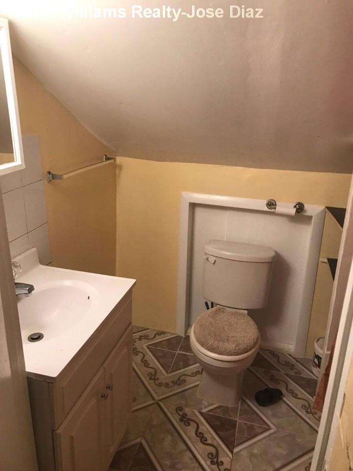 160 Porter St #3 - Photo 2 of 2