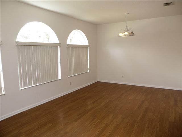 1401 S Santa Catalina Cir #1401 - Photo 3 of 9