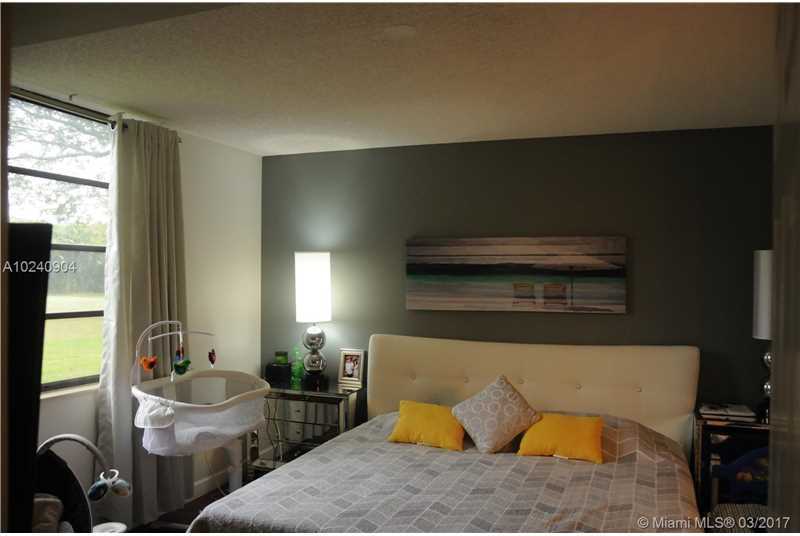 1516-1514 Whitehall Dr #106 - Photo 3 of 8