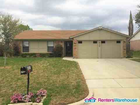 7517 Oak Ridge Dr