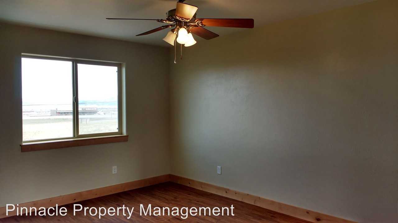 3204 SK Loop - Photo 2 of 7