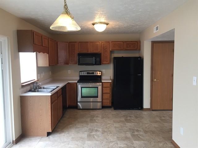 6847 Bluestem Ct - Photo 3 of 3