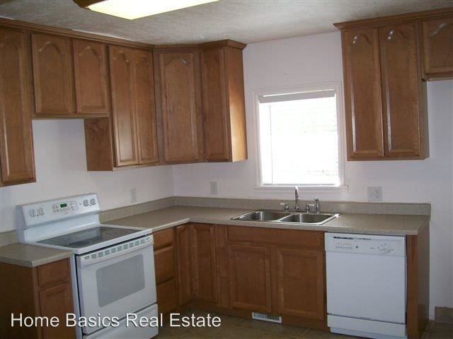 1320 N 800 W - Photo 2 of 11