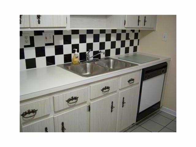 222 N Federal Hwy #105