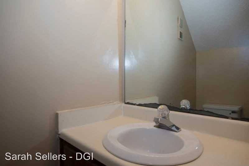 725 Eastern Manor Ln - Photo 2 of 28